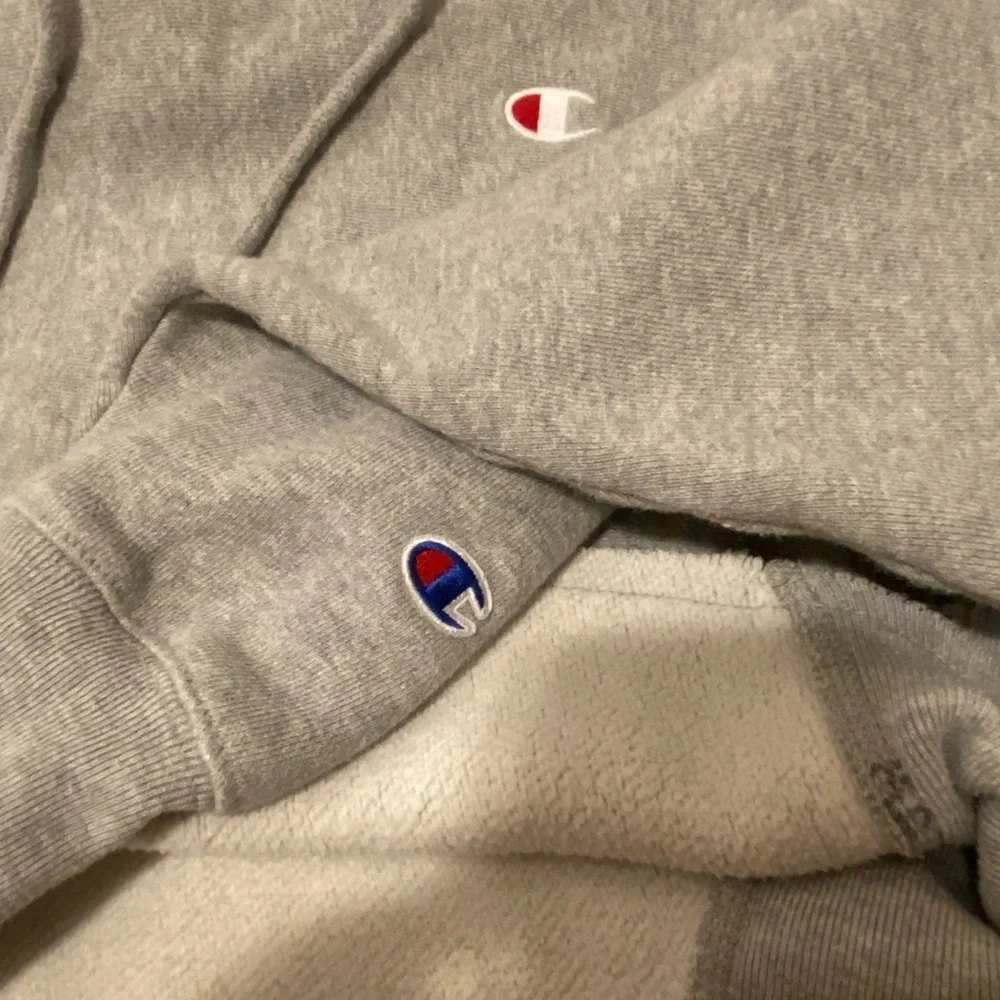 Champion Reverse Weave Women’s Heather Gray Cropped Hoodie M
